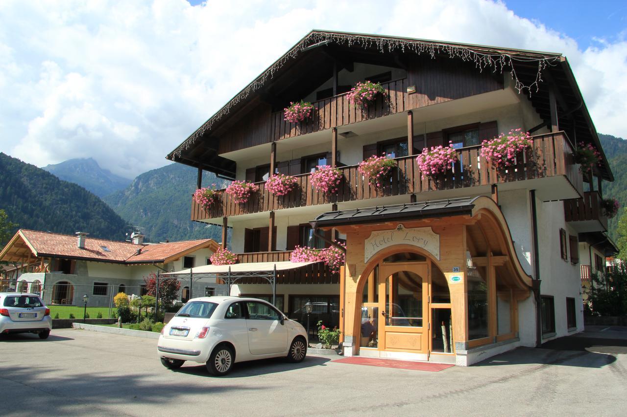 Hotel Lory Pinzolo Dış mekan fotoğraf