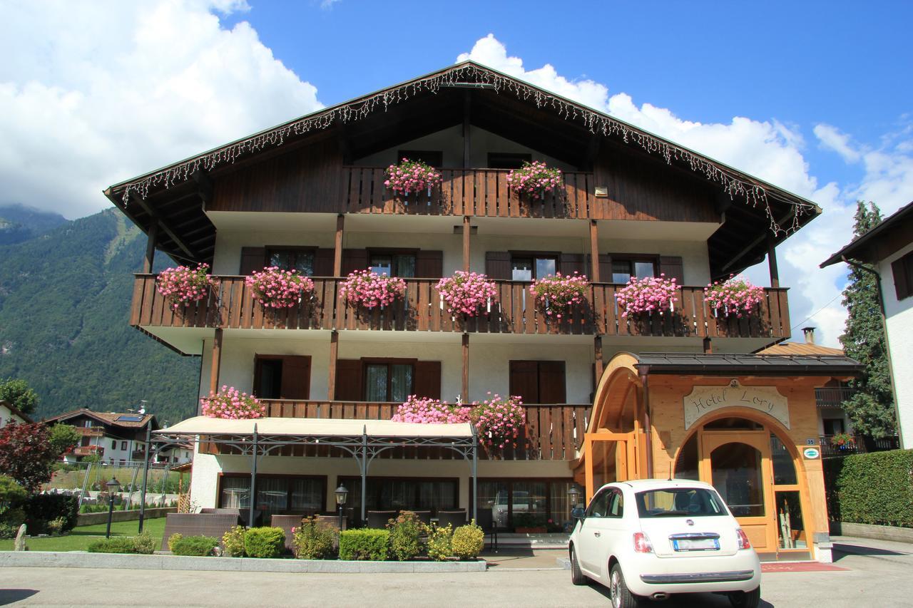 Hotel Lory Pinzolo Dış mekan fotoğraf